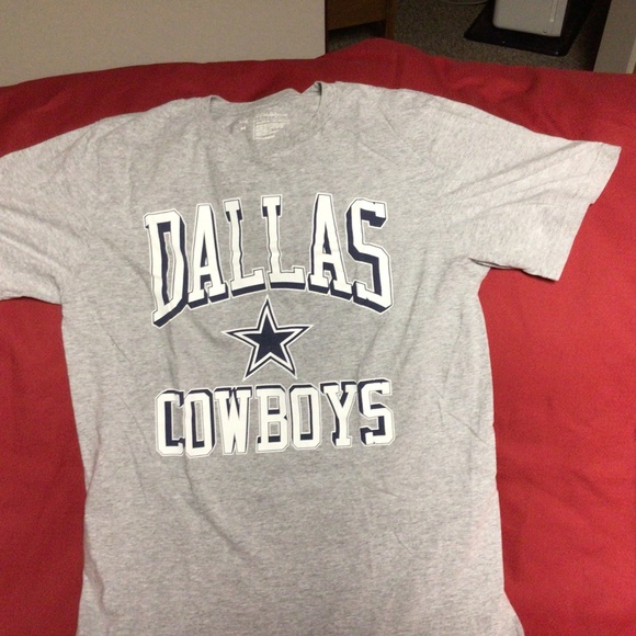 - NFL DALLAS Cowboys tshirt - Picture 1 of 2